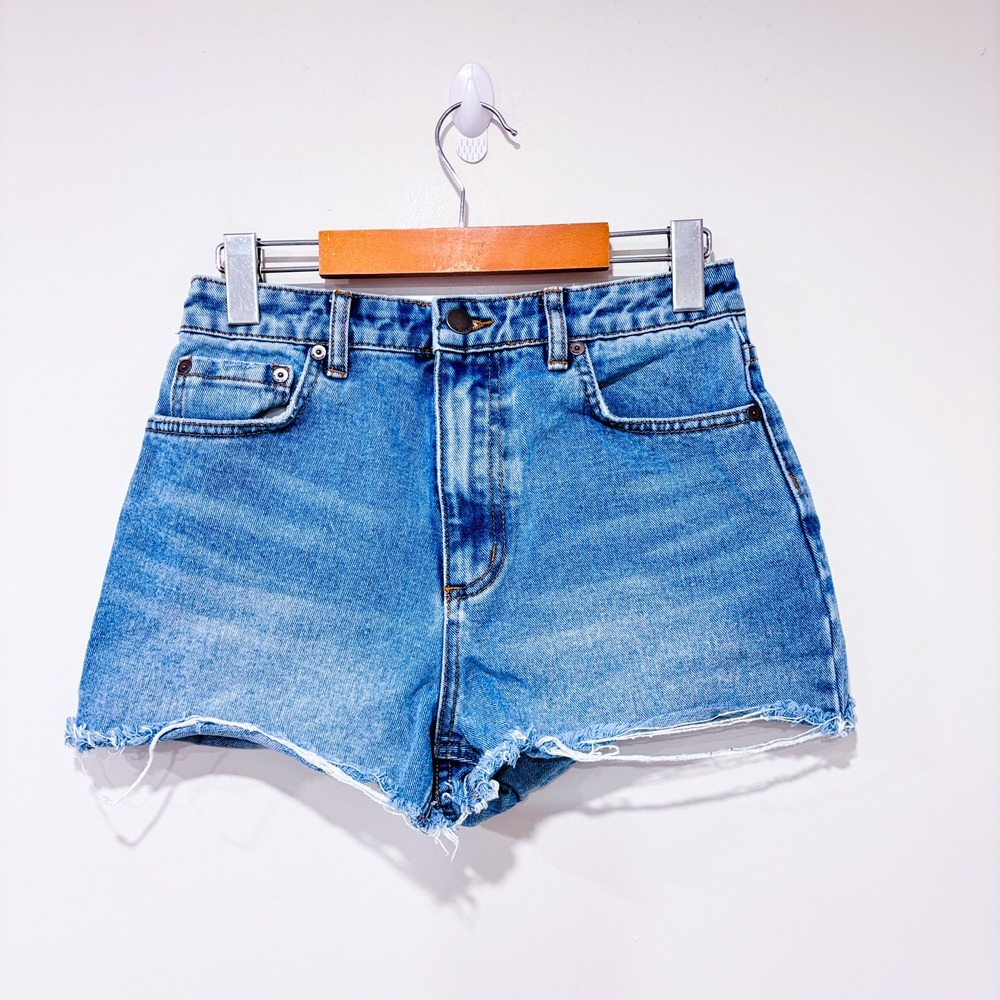 BILLABONG Blue denim cut-off shorts | Casual beach denim | Size 26‎